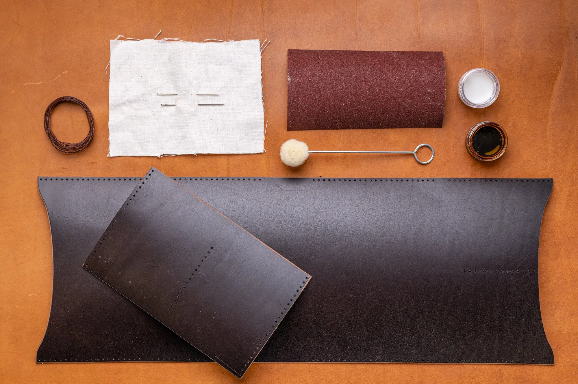 Be The Maker: Passport Cover Premium DIY Leathercraft Kit