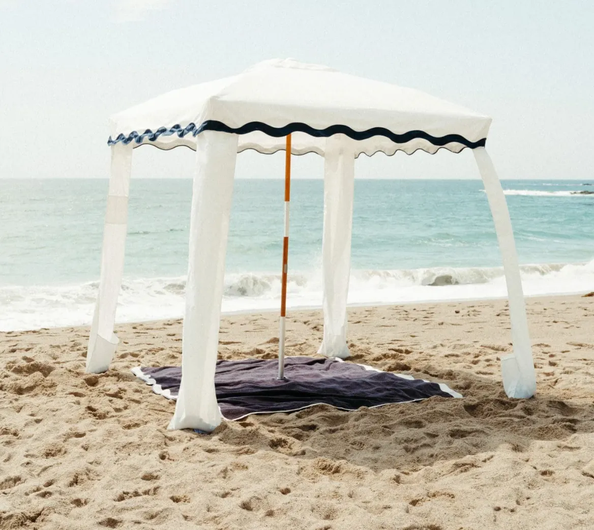 Business & Pleasure Co. The Premium Cabana