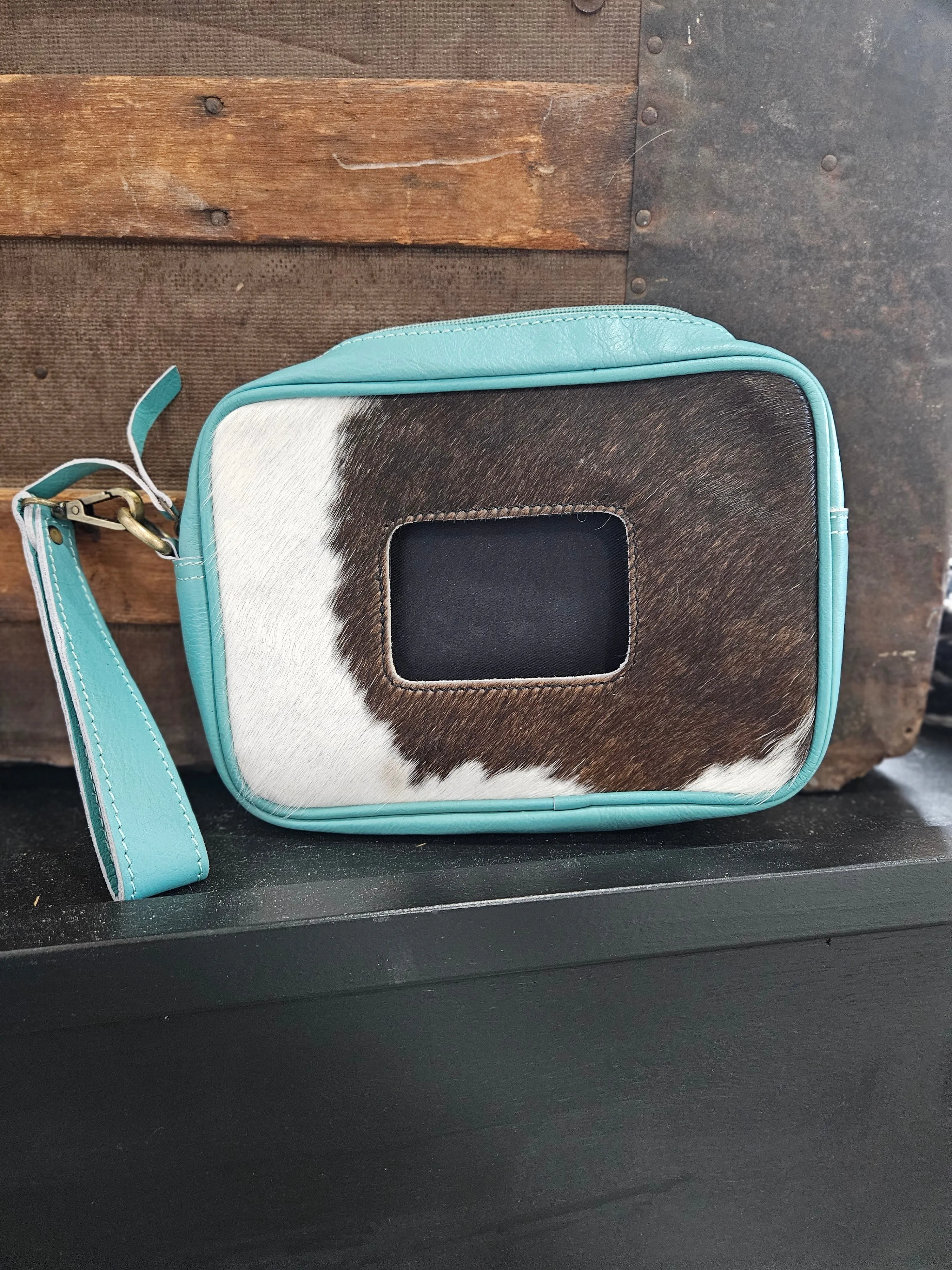 Cowhide Wipes Case