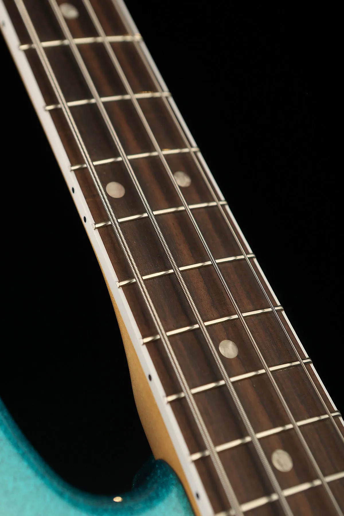 Limited Edition Player Plus X Blu DeTiger Jazz Bass