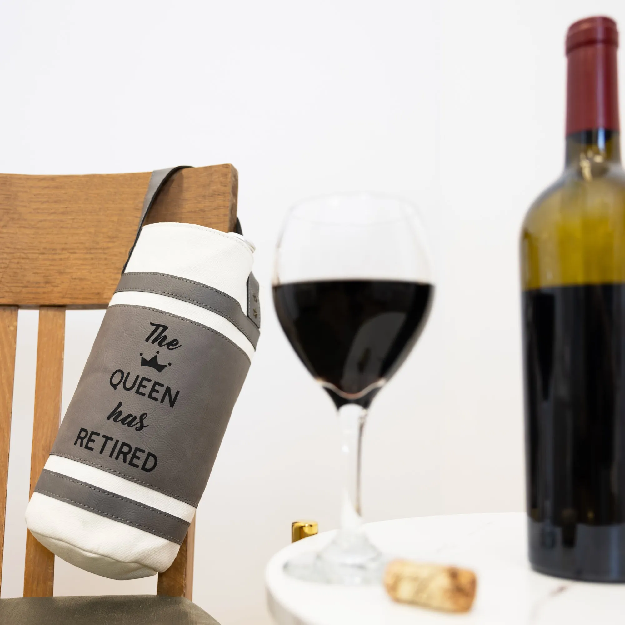 Queen Canvas Bottle Gift Bag